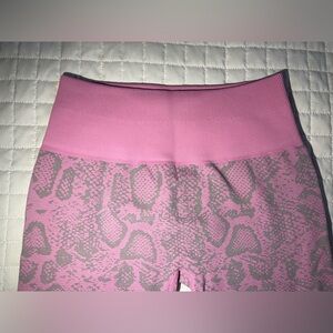 Bombshell Sportswear Snake Seamless Leggings